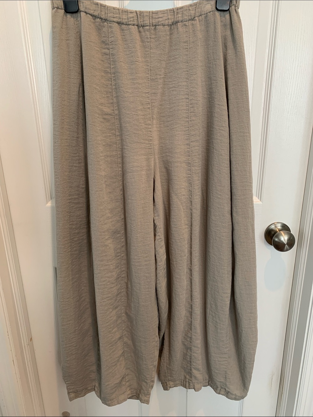 Eleven Stitch Design Wide-Leg Pants in Taupe XL